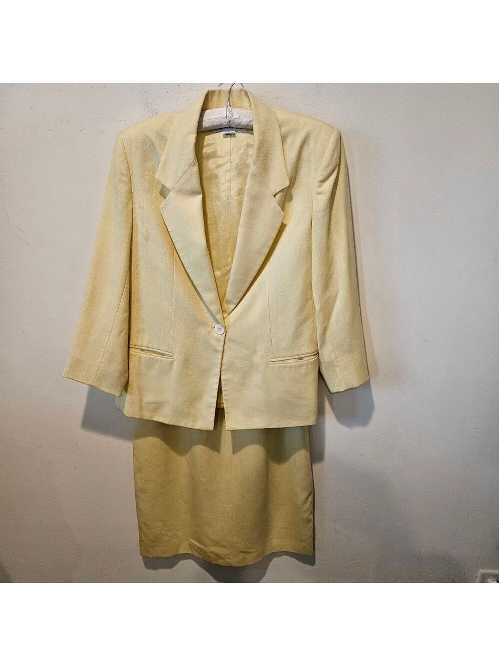Women's Davis McKay Vintage Yellow Skirt Set Size 10